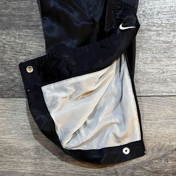 Vintage 90's Black Nike Lined Track Pants Button Zip Ankles Women's Medium 8-10 - Picture 3 of 7